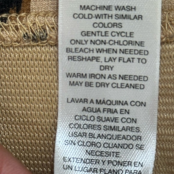 Chico's Juliet Animal-Print Ankle Pants - Picture 12 of 12